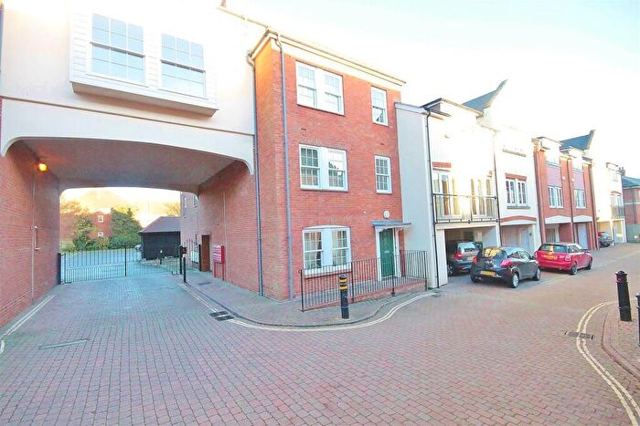 2 Bedroom Apartment To Rent In New Street, Abingdon, OX14