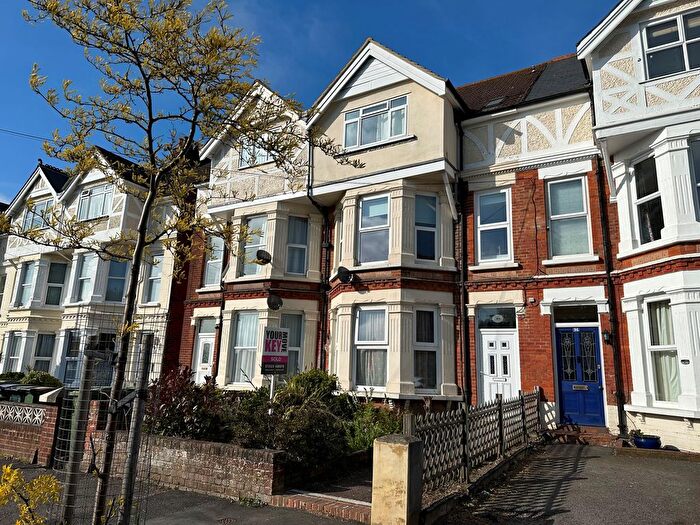 1 Bedroom Flat To Rent In Shorncliffe Road, Folkestone, CT20