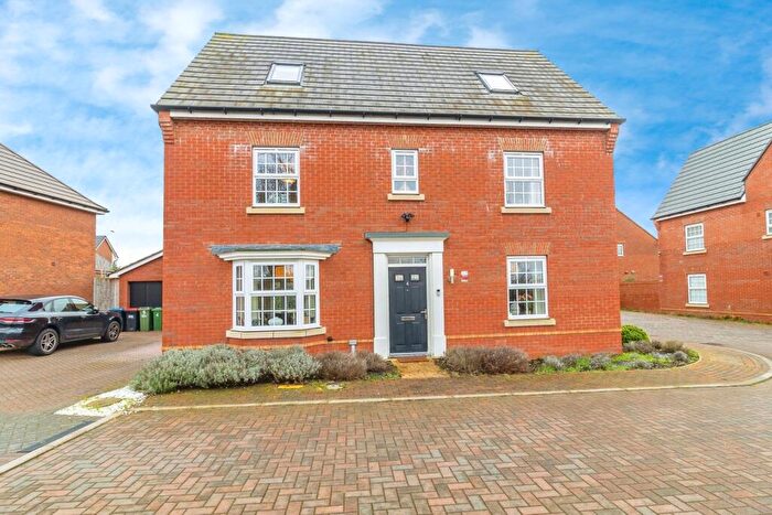 5 Bedroom Detached House For Sale In Burgess Avenue, Eaton Leys, Milton Keynes, Buckinghamshire, MK17