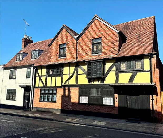 5 Bedroom Semi-Detached House For Sale In St. Ann Street, Salisbury, Wiltshire, SP1
