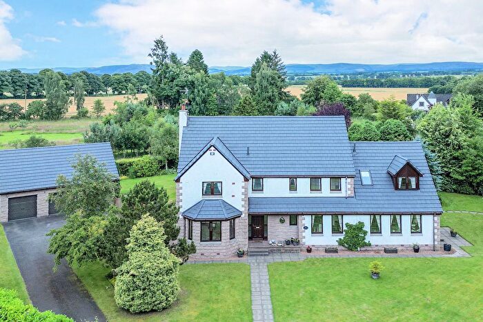 5 Bedroom Detached House For Sale In Highlandman Station, By Crieff, PH7