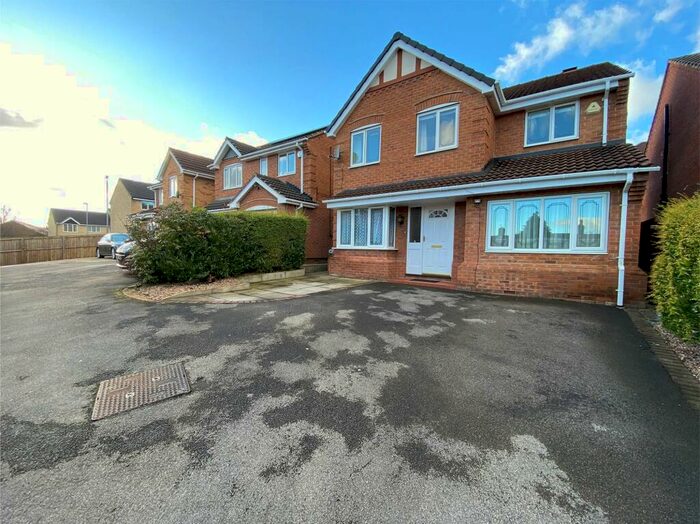 5 Bedroom Detached House To Rent In Robsons Drive, Huddersfield, HD5