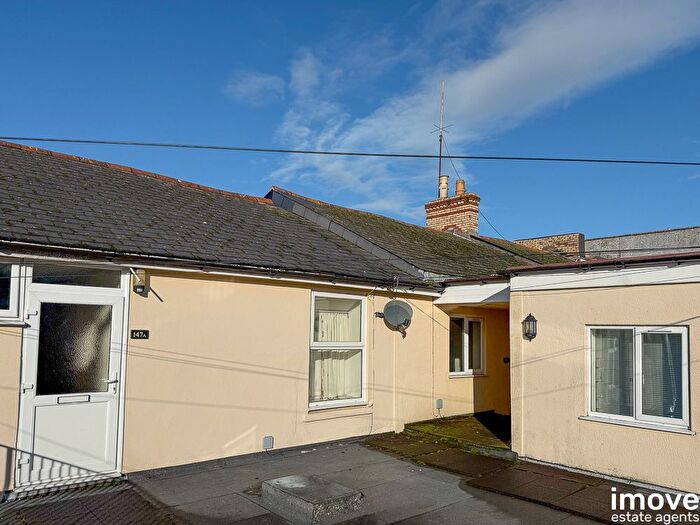 2 Bedroom Flat To Rent In St. Marychurch Road, Torquay, TQ1