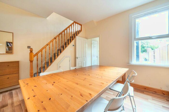 4 Bedroom House To Rent In Leytonstone, Leytonstone, London, E11