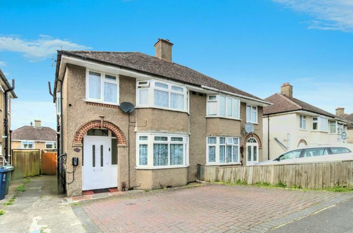 3 Bedroom Semi-Detached House For Sale In Copse Lane, Oxford, OX3