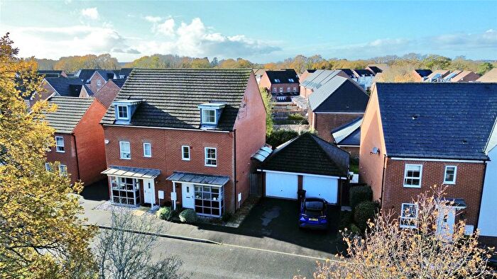 4 Bedroom Semi Detached House For Sale In Windsor Crescent, Wokingham, Berkshire, RG40
