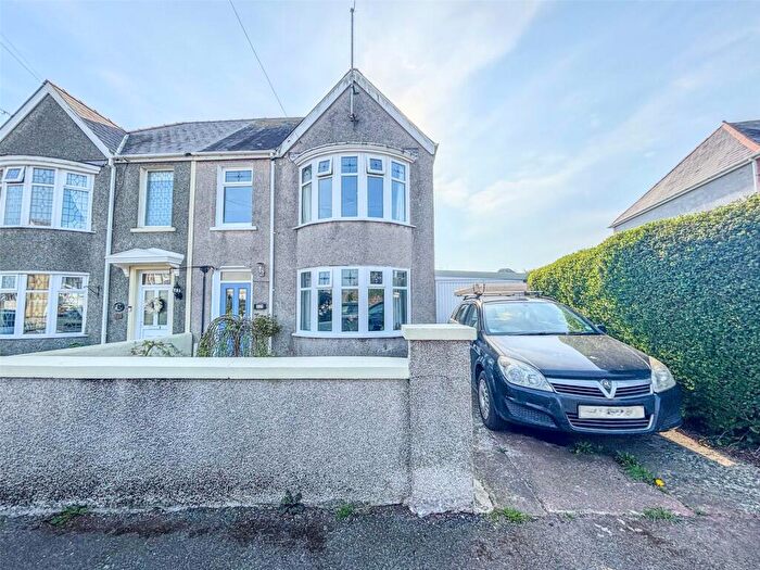 3 Bedroom Semi-Detached House For Sale In Wellington Road, Hakin, Milford Haven, Pembrokeshire, SA73