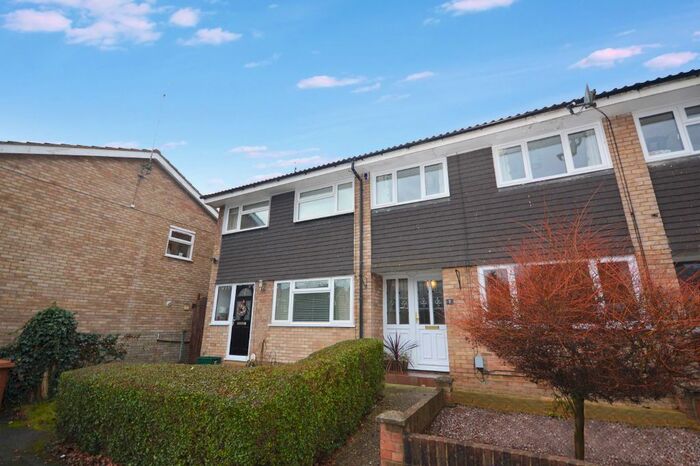 3 Bedroom Terraced House To Rent In Folly Close, Hitchin, SG4