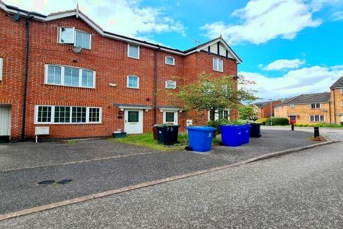 4 Bedroom Property To Rent In Godwin Way, Stoke-On-Trent, ST4
