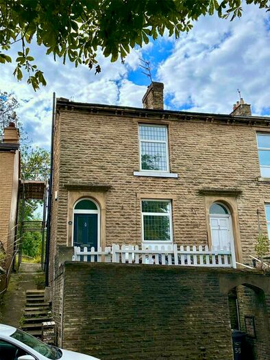 4 Bedroom Semi-Detached House To Rent In Huddersfield Road, Brighouse, Calderdale, HD6