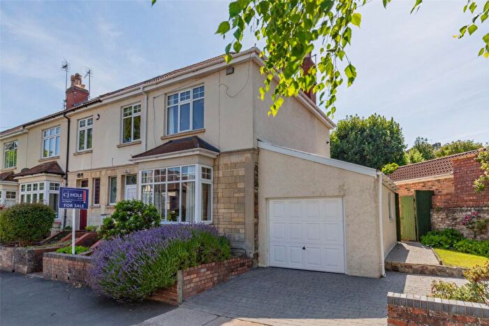 3 Bedroom End Of Terrace House For Sale In Upper Cranbrook Road, Bristol, BS6