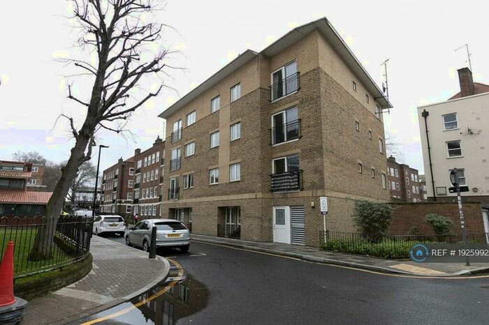 2 Bedroom Flat To Rent In Turin Street, London, E2
