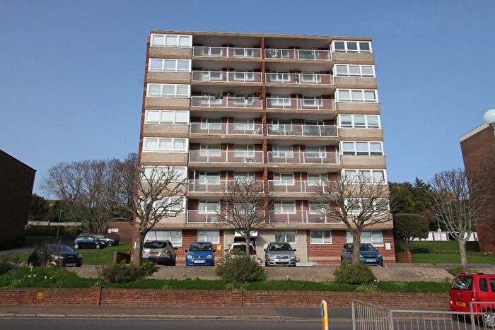 2 Bedroom Apartment For Sale In Upperton Road, Eastbourne, BN21