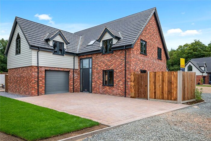 4 Bedroom Detached House For Sale In Main Road, Filby, Great Yarmouth, NR29