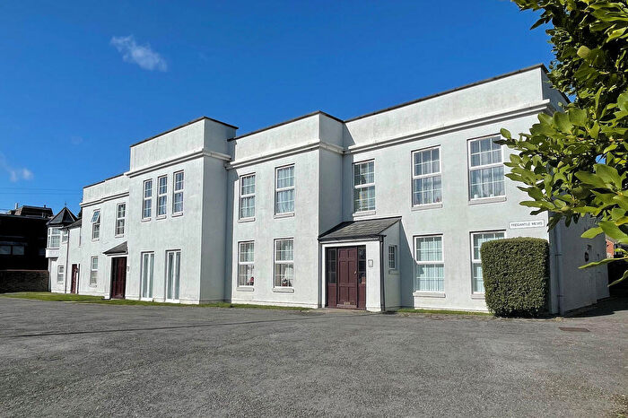 2 Bedroom Apartment For Sale In Tregantle Mews, Bury Road, Gosport, PO12