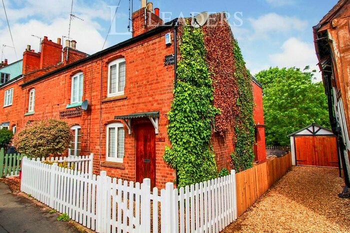 2 Bedroom End Of Terrace House To Rent In School Lane, Kenilworth CV8