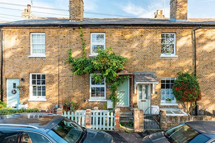 3 Bedroom Terraced House For Sale In Balfour Street, Hertford, SG14