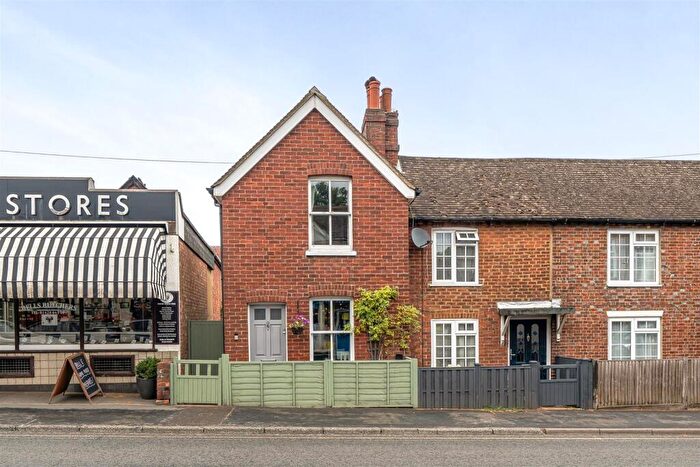 2 Bedroom End Of Terrace House For Sale In Wey Hill, Haslemere, GU27
