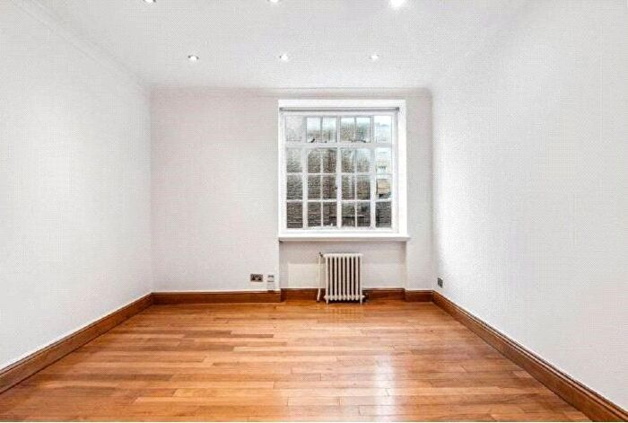1 Bedroom Flat To Rent In Seymour Street, London, W1H