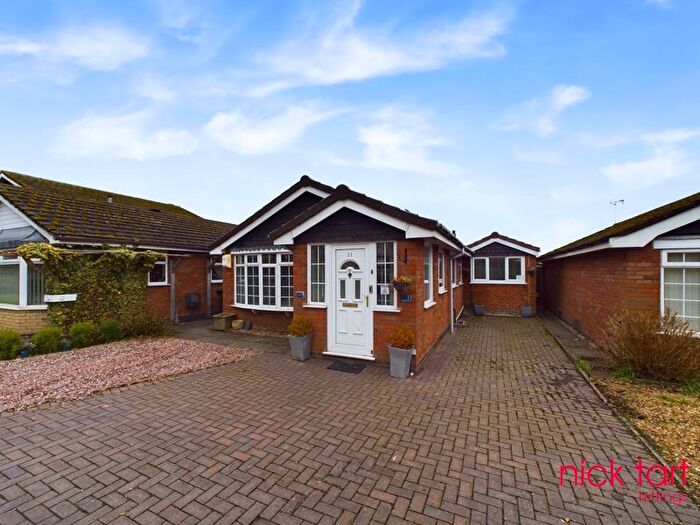 3 Bedroom Bungalow To Rent In Vaughan Gardens, Codsall, Wolverhampton, WV8