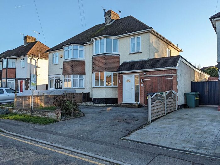 3 Bedroom Semi-Detached House To Rent In Meadow Walk, Maidstone, ME15