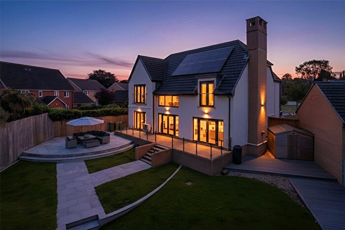4 Bedroom Detached House For Sale In Exeter, Devon, EX2