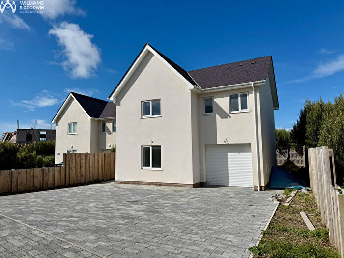 3 Bedroom Detached House For Sale In Lon Porth, Trearddur Bay, Anglesey, LL65