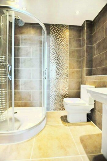 1 Bedroom Flat To Rent In Mare Street, London, E8