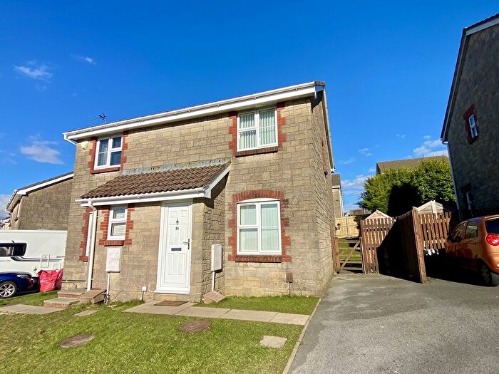 2 Bedroom Semi-Detached House For Sale In Heol Waun Wen, Llangyfelach, Swansea, City And County Of Swansea., SA6