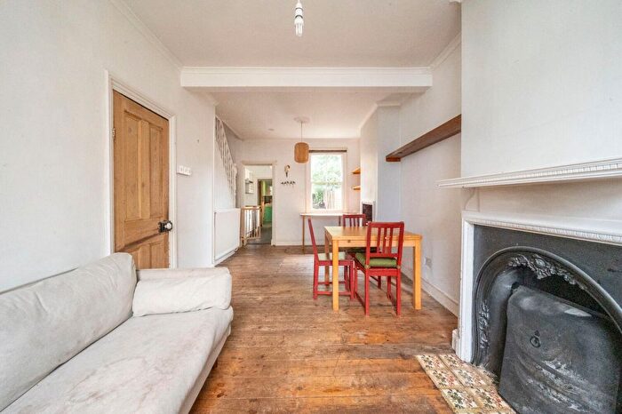 2 Bedroom Property For Sale In Tower Hamlets Road, Forest Gate, London, E7