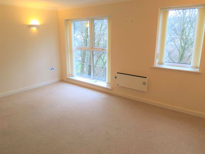 2 Bedroom Flat To Rent In Brooklands Court, Mill Moor Road, Meltham, HD9