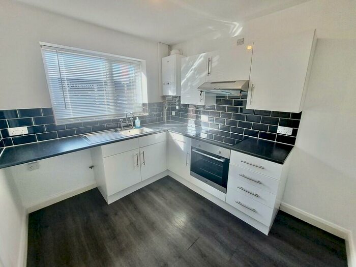 3 Bedroom Detached House To Rent In Long Road, Lowestoft, Suffolk, NR33