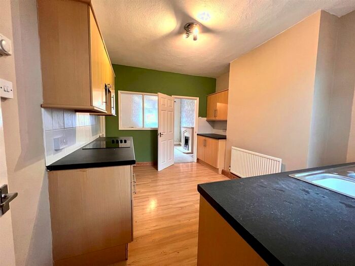 2 Bedroom Property To Rent In Carnot Street, York, YO26