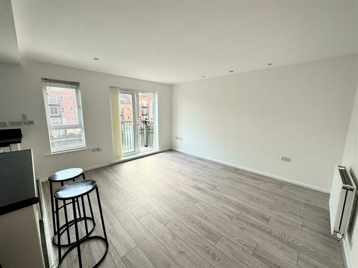 2 Bedroom Apartment To Rent In Ellerman Road, Liverpool, Merseyside, L3