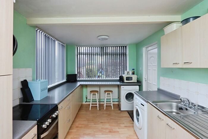3 Bedroom Semi-detached House For Sale In Thornbridge Drive, Sheffield, South Yorkshire, S12