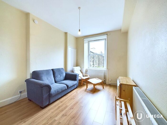 1 Bedroom Apartment To Rent In Caledonian Crescent, Dalry, Edinburgh, EH11