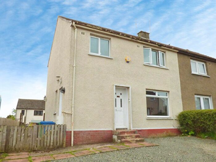3 Bedroom Semi-Detached House For Sale In Warout Brae, Glenrothes, KY7