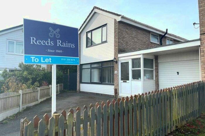 3 Bedroom Link Detached House To Rent In Horbury Gardens, Little Sutton, Ellesmere Port, Cheshire, CH66