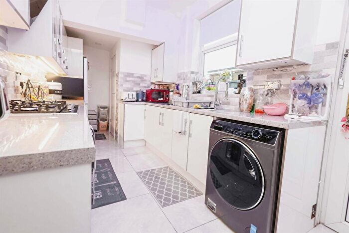 2 Bedroom Terraced House For Sale In Blythswood Road, Birmingham, B11