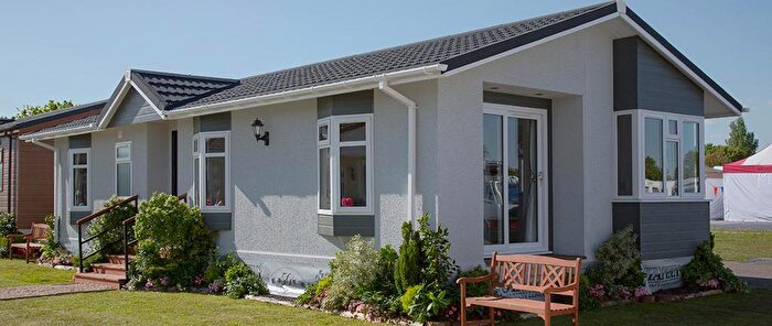 Park Home For Sale In The Beeches, Pine View Park, Maulden, Bedfordshire, MK45