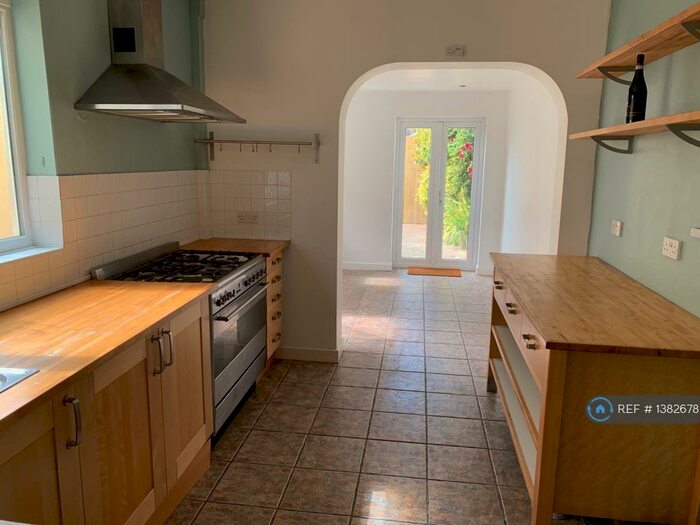 2 Bedroom Terraced House To Rent In Cwmdare Street, Cardiff, CF24