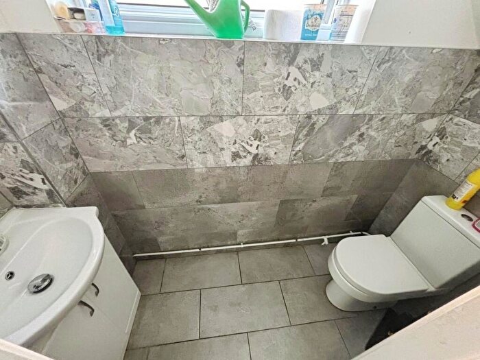4 Bedroom Detached House For Sale In Walcot Walk, Peterborough, PE3
