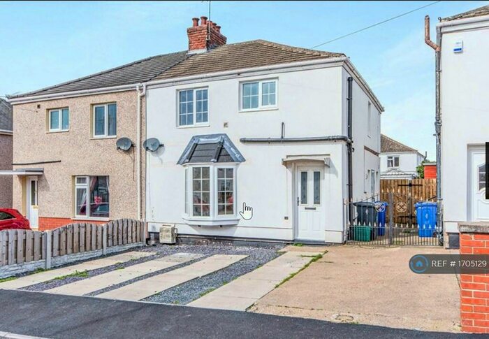 3 Bedroom End Of Terrace House To Rent In Llewelyn Crescent, Askern, Doncaster, DN6