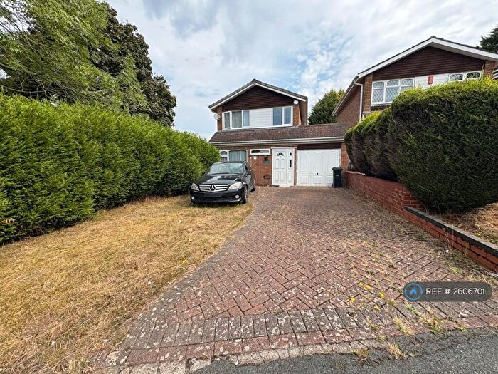 3 Bedroom Detached House To Rent In Denton Road, Stourbridge, DY9
