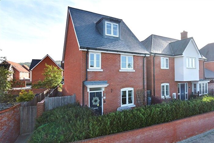 3 Bedroom Detached House For Sale In Greystone Square, Wouldham, Rochester, Kent, ME1