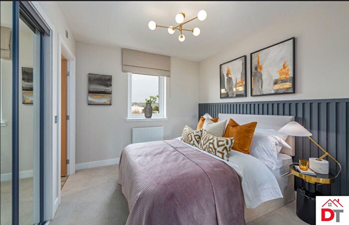 5 Bedroom Detached House For Sale In West Path, Midlothian, EH37