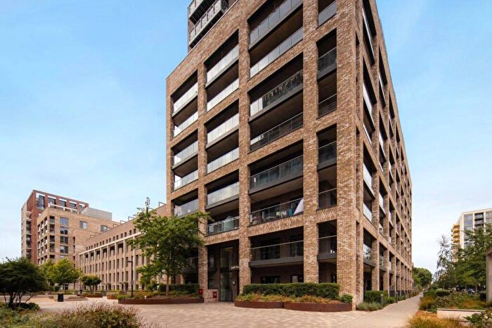 3 Bedroom Flat To Rent In Lyall House, Shipbuilding Way, London, E13