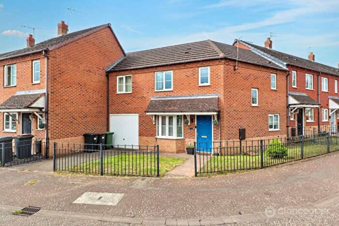 3 Bedroom Terraced House For Sale In Whitebeam Way, Nuneaton, CV10