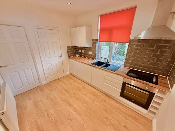 2 Bedroom Semi-Detached House To Rent In William Street, Crosland Moor, Huddersfield, HD4