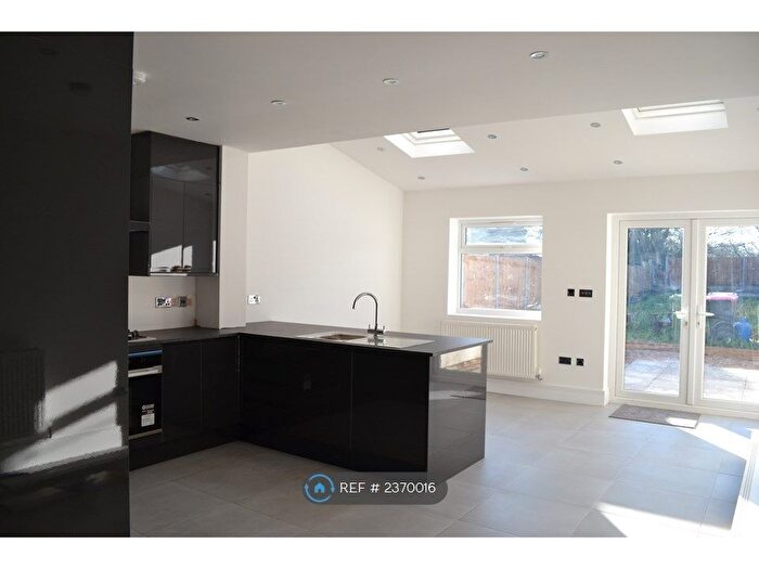 3 Bedroom Semi-Detached House To Rent In Birmingham Road, Ansley, Nuneaton, CV10
